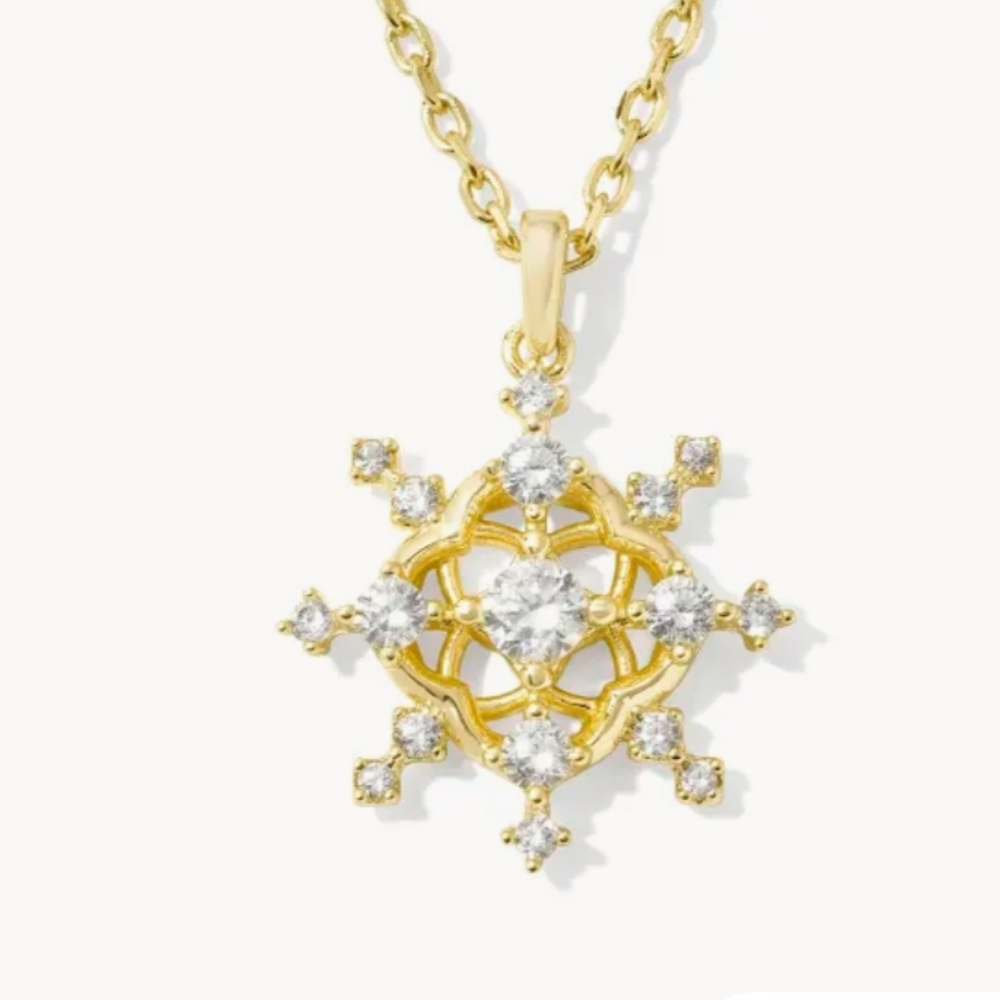 Kendra Scott - Snow Crystal Gold Short Pendant Necklace in White Crystal